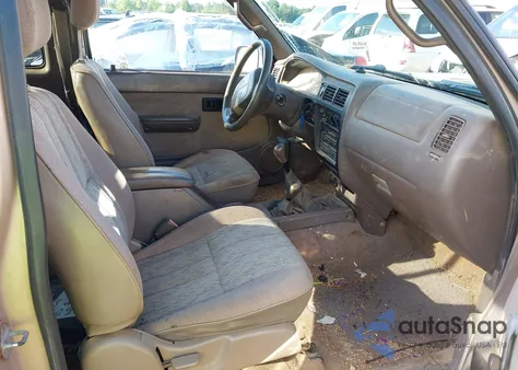 1999 Toyota Tacoma z USA, uszkodzony, nr VIN 4TAWM72N5XZ429880